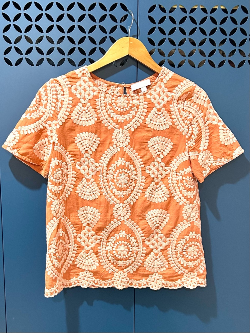 Anthropologie Eri + Ali Coralie Embroidered Top Boho Coastal Preppy Size XS - Picture 7 of 11